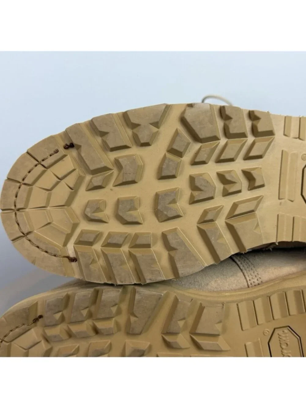 Rocky R6008 Tan Desert Safety Boots Men’s 10.5 W Steel Toe Vibram Tactical